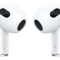 Apple AirPods with Lightning Charging Case - 3. Generation