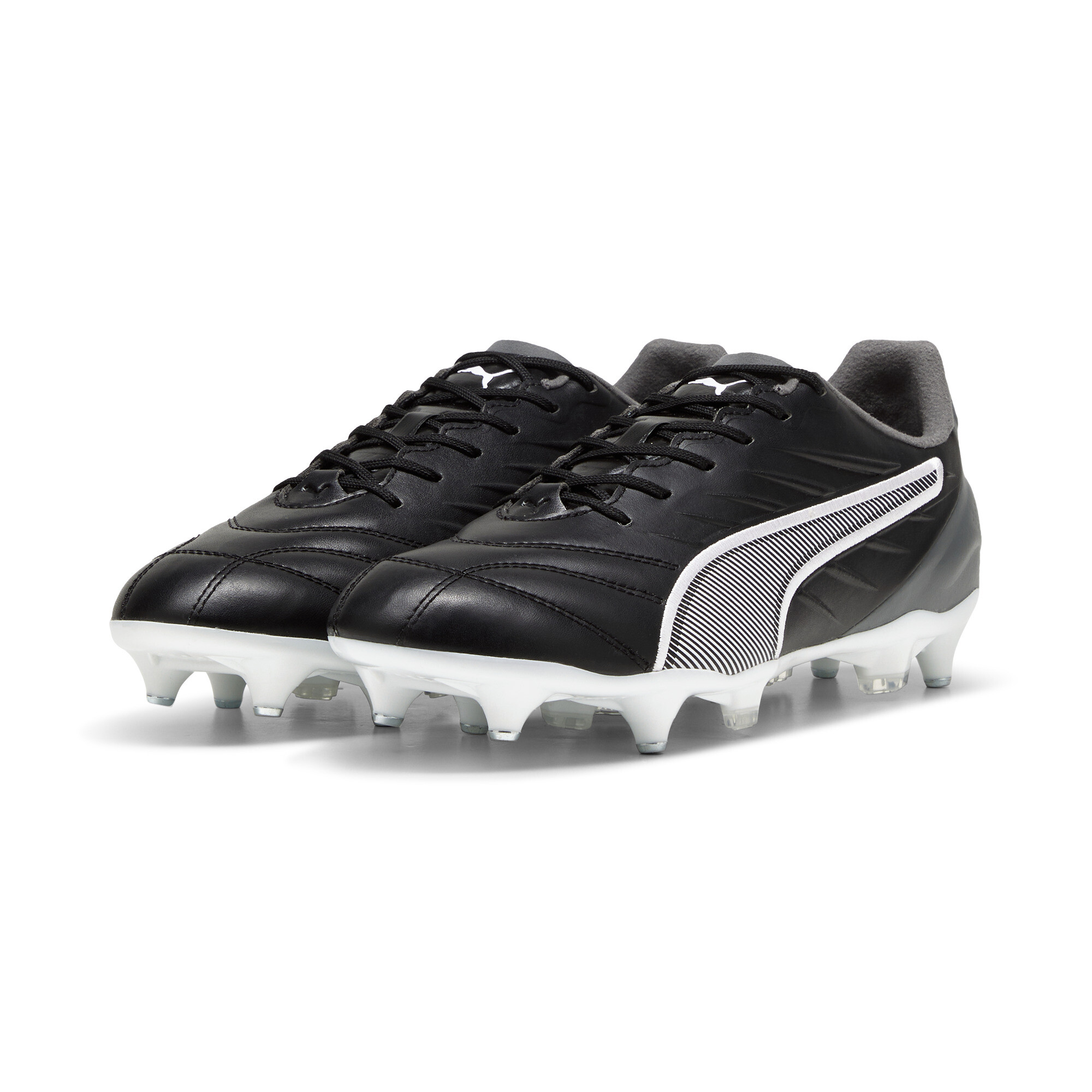 PUMA KING PRO MxSG Football